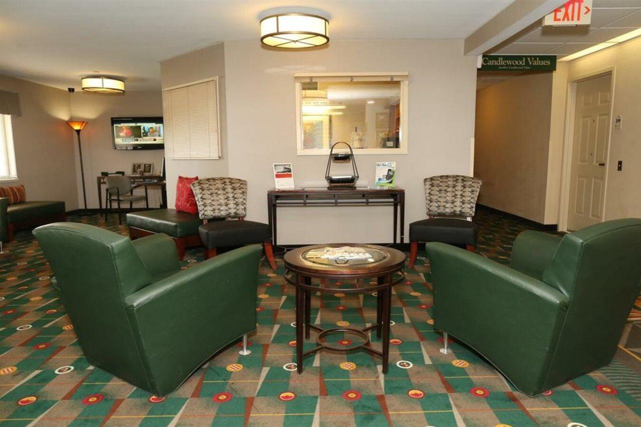 Candlewood Suites East Lansing By Ihg Exterior foto